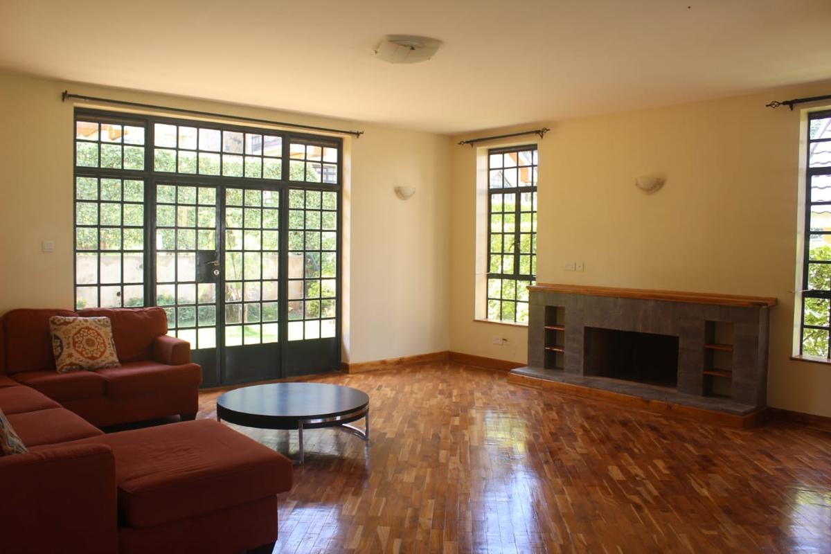 4 Bed Villa with En Suite in Kiambu Road - 8