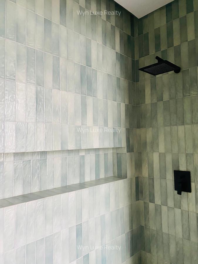 5 Bed Villa at Brookside - 18