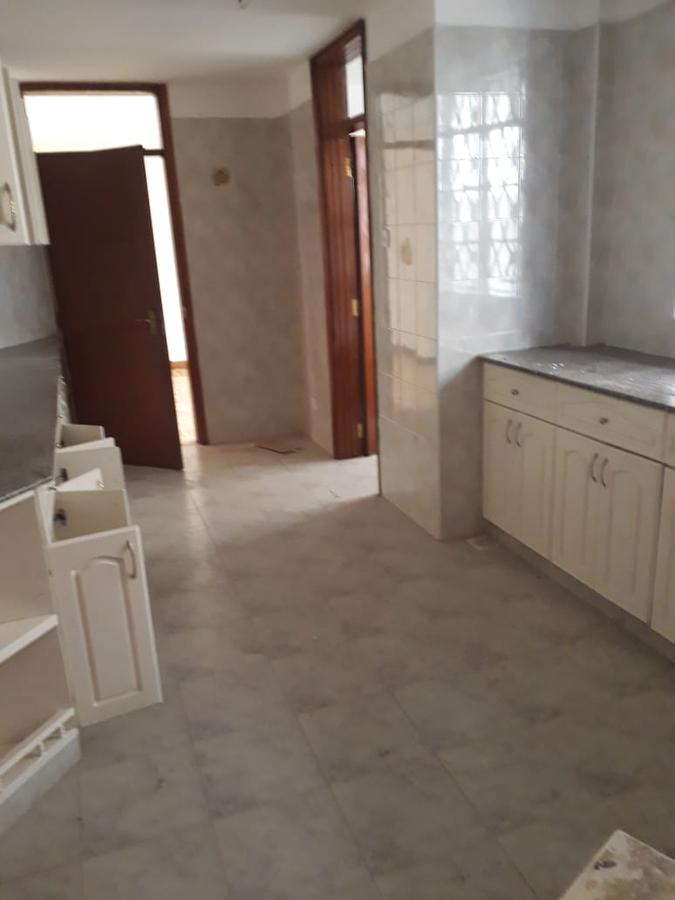 Serviced 3 Bed Apartment with En Suite at Kileleshwa - 3