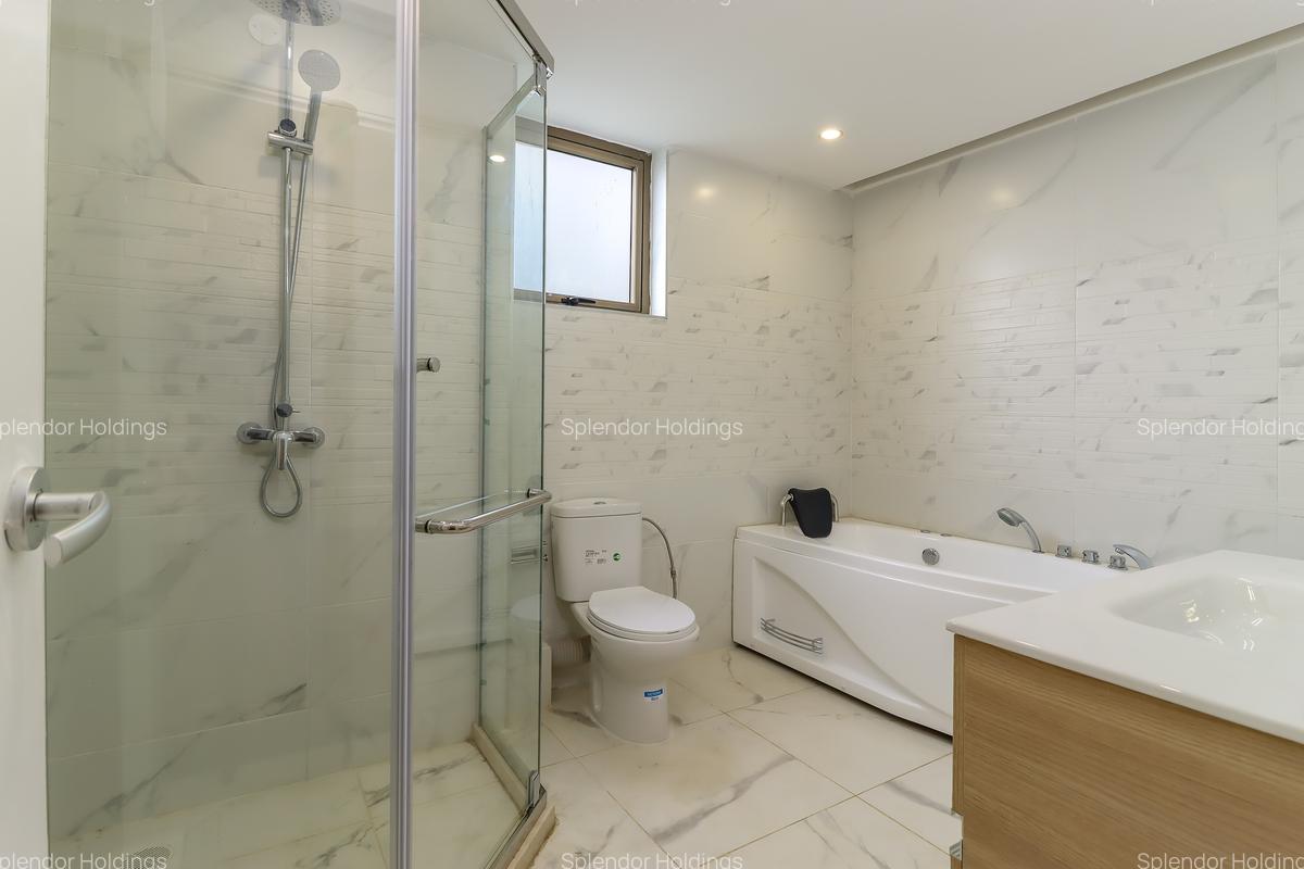 4 Bed Apartment with En Suite in Kileleshwa - 12