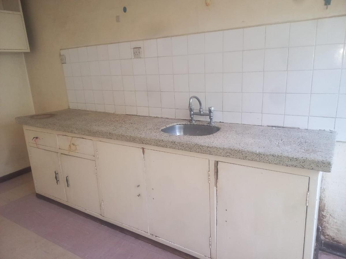 3 Bed Townhouse with En Suite in Langata - 2