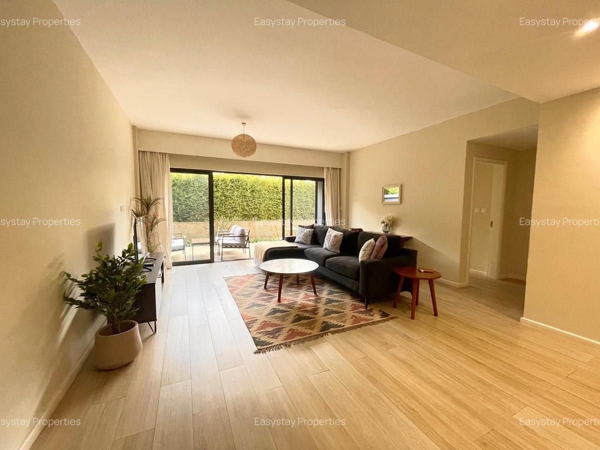 Serviced 2 Bed Apartment with En Suite in Riverside - 8