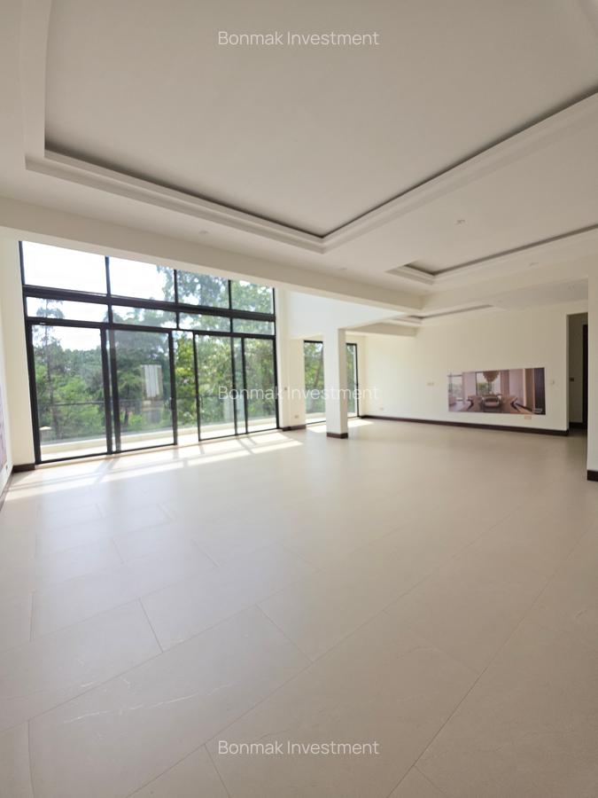 6 Bed Townhouse with En Suite at Old Kitusuru - 4