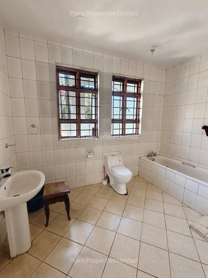 5 Bed House with En Suite in Ngong - 19