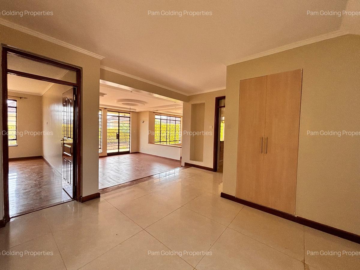 4 Bed Townhouse with En Suite in Kiambu Road - 4