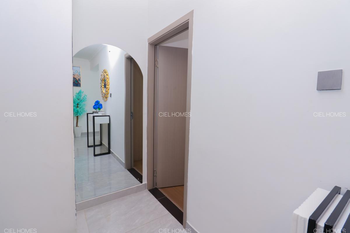 Serviced 1 Bed Apartment with Gym at Wood Avenue - 8