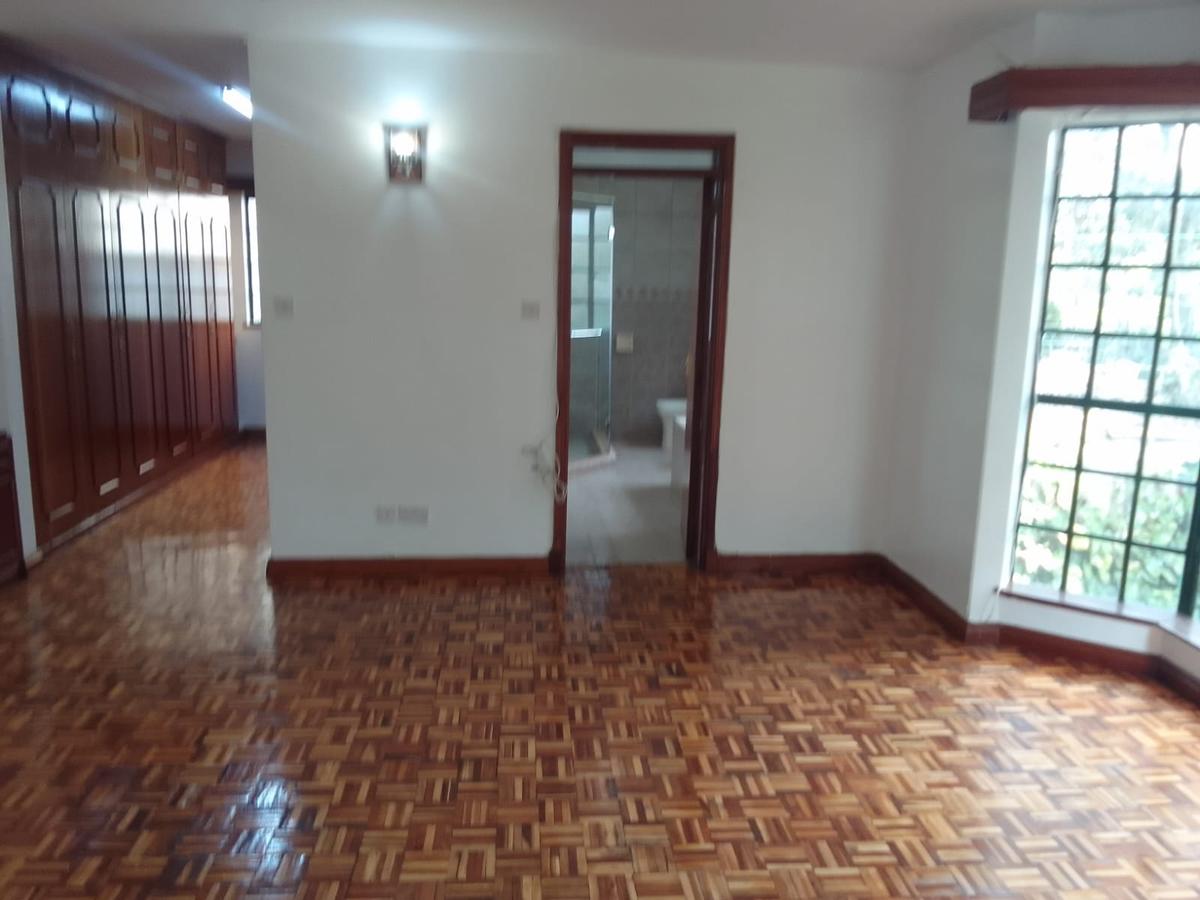 4 Bed Townhouse with En Suite in Westlands Area - 8