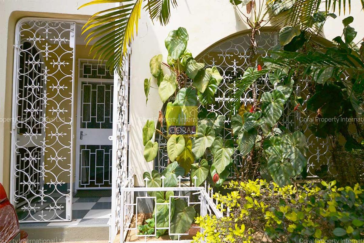 5 Bed House with Backup Generator in Rhapta Road - 20