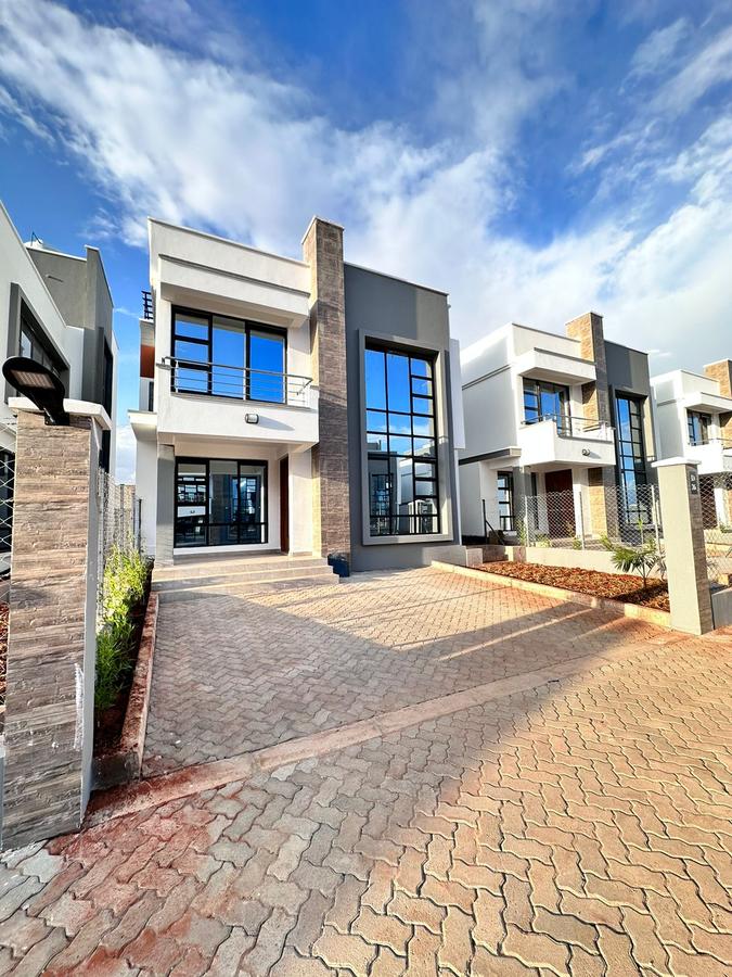 4 Bed Townhouse with En Suite in Eastern ByPass - 15