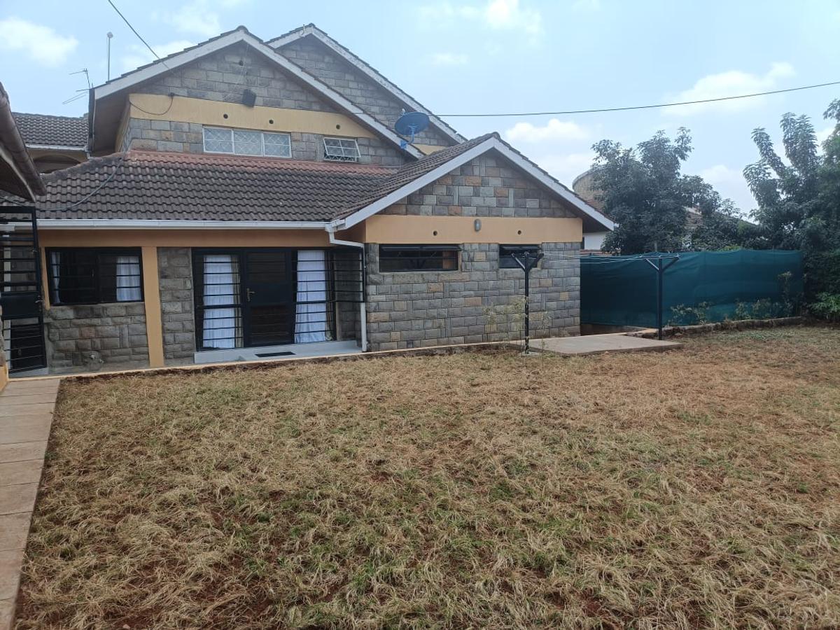 3 Bed House with En Suite at Evergreen - 1