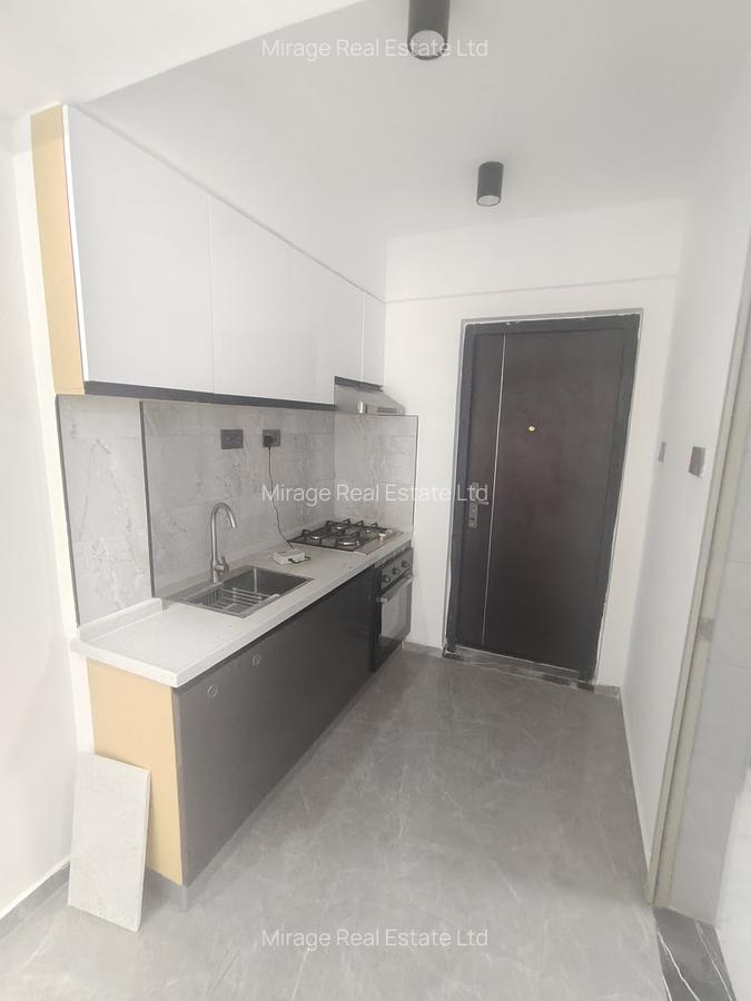 1 Bed Apartment with Gym in Kileleshwa - 4