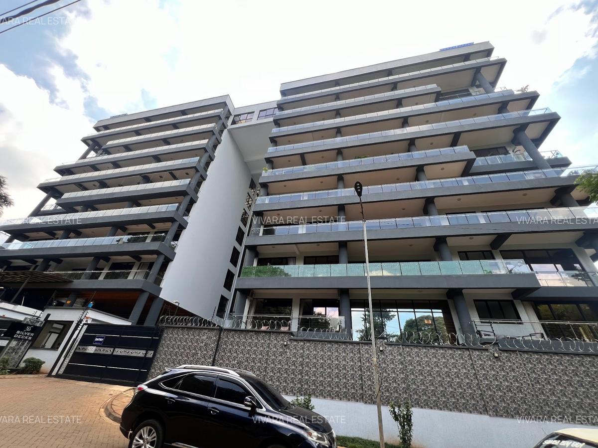 3 Bed Apartment with En Suite at Westlands - 12