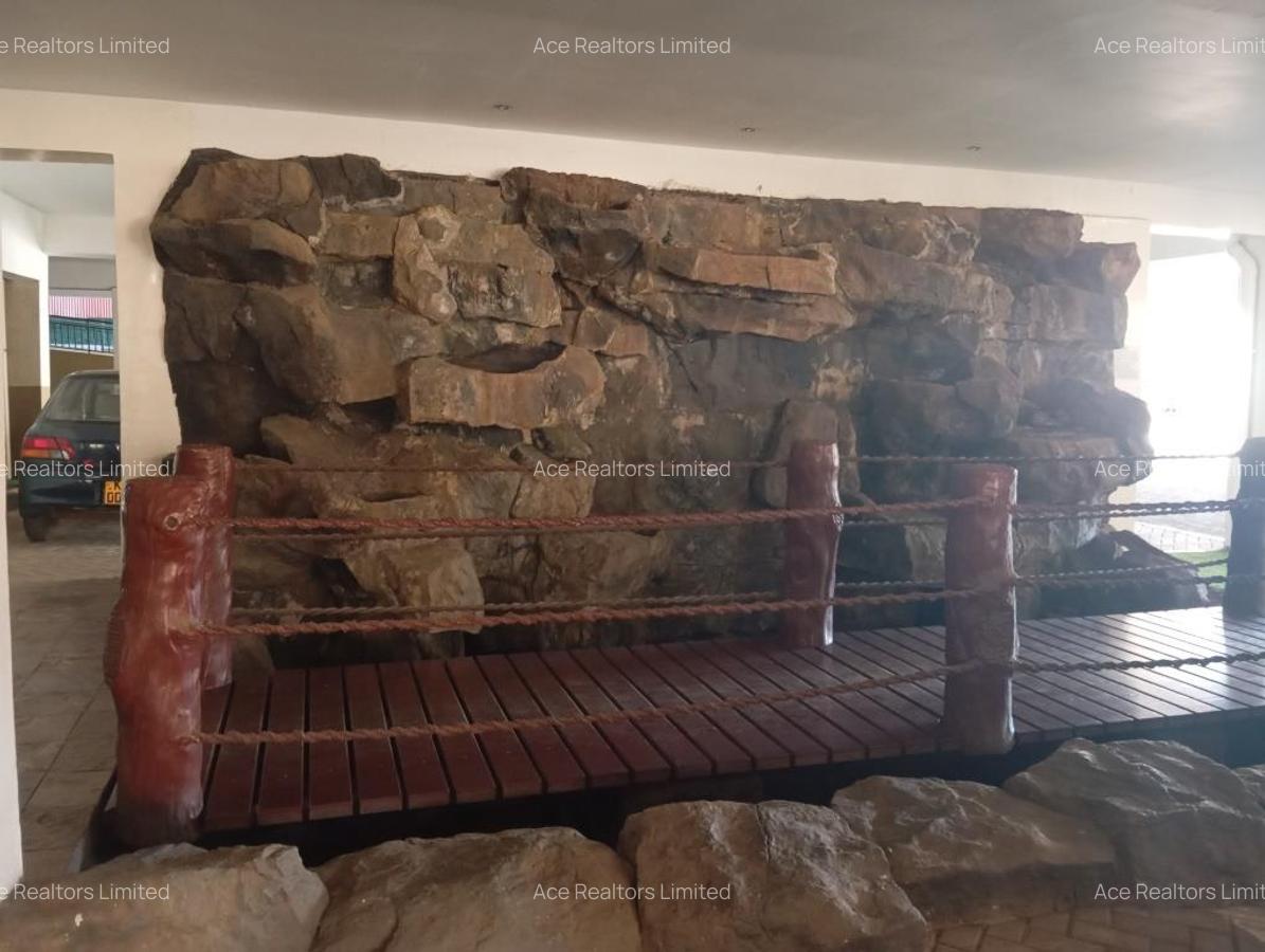 3 Bed Apartment with En Suite at General Mathenge - 13