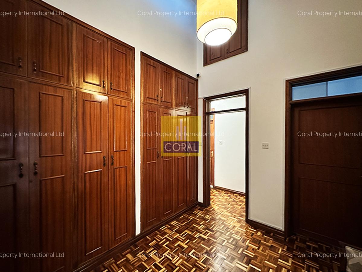 5 Bed Townhouse in Westlands Area - 14