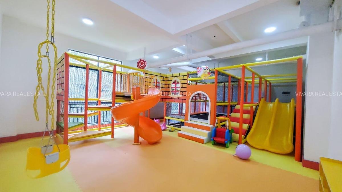 Serviced 2 Bed Apartment with En Suite in Riverside - 11