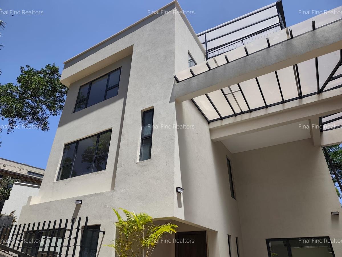4 Bed Townhouse with En Suite in Taita-Taveta - 3