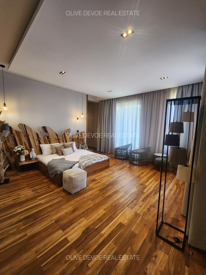 4 Bed Villa with En Suite in Loresho - 5