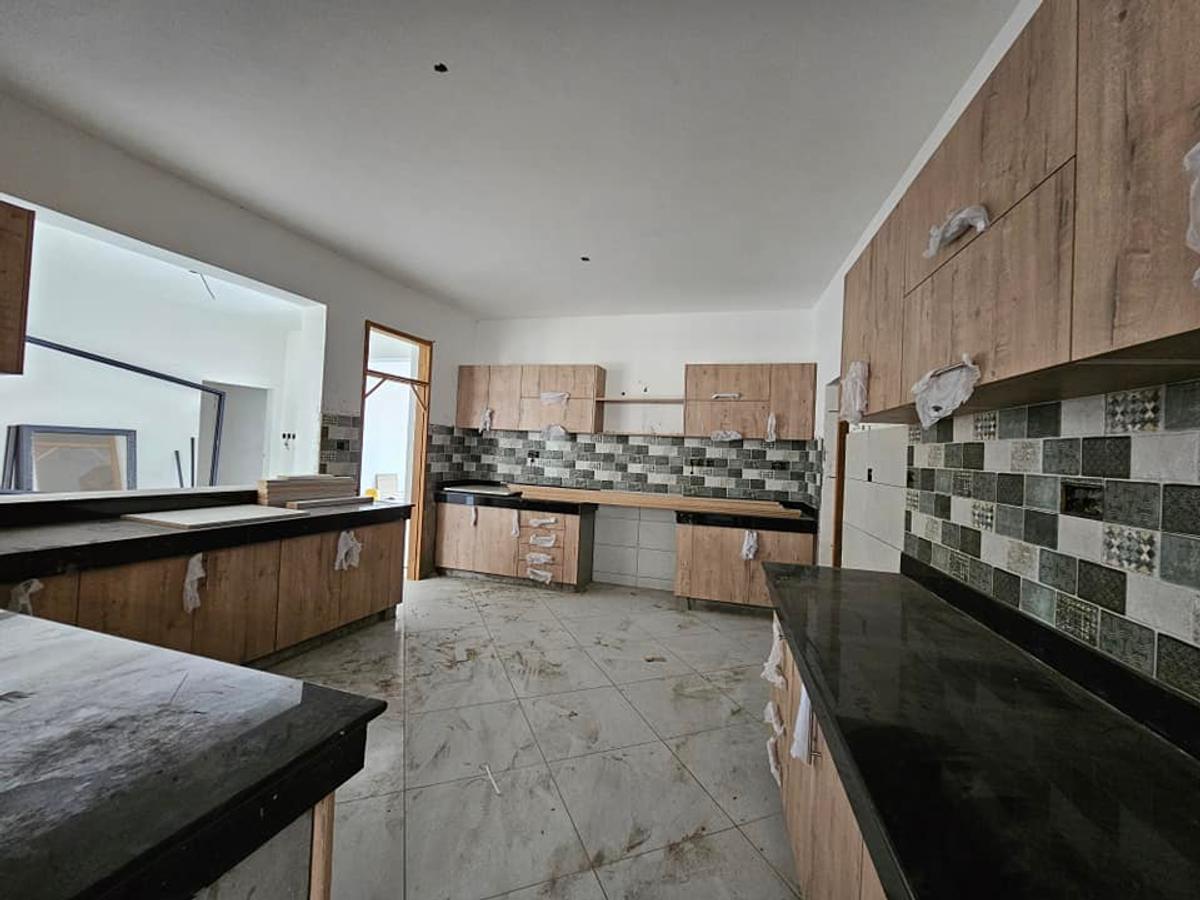 3 Bed Apartment with En Suite in Nyali Area - 10