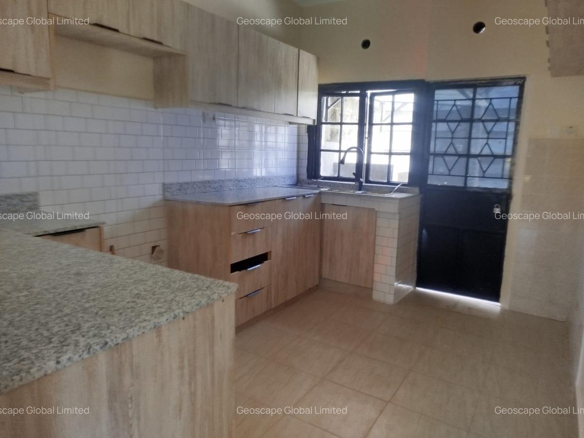 4 Bed House with En Suite in Karen - 11