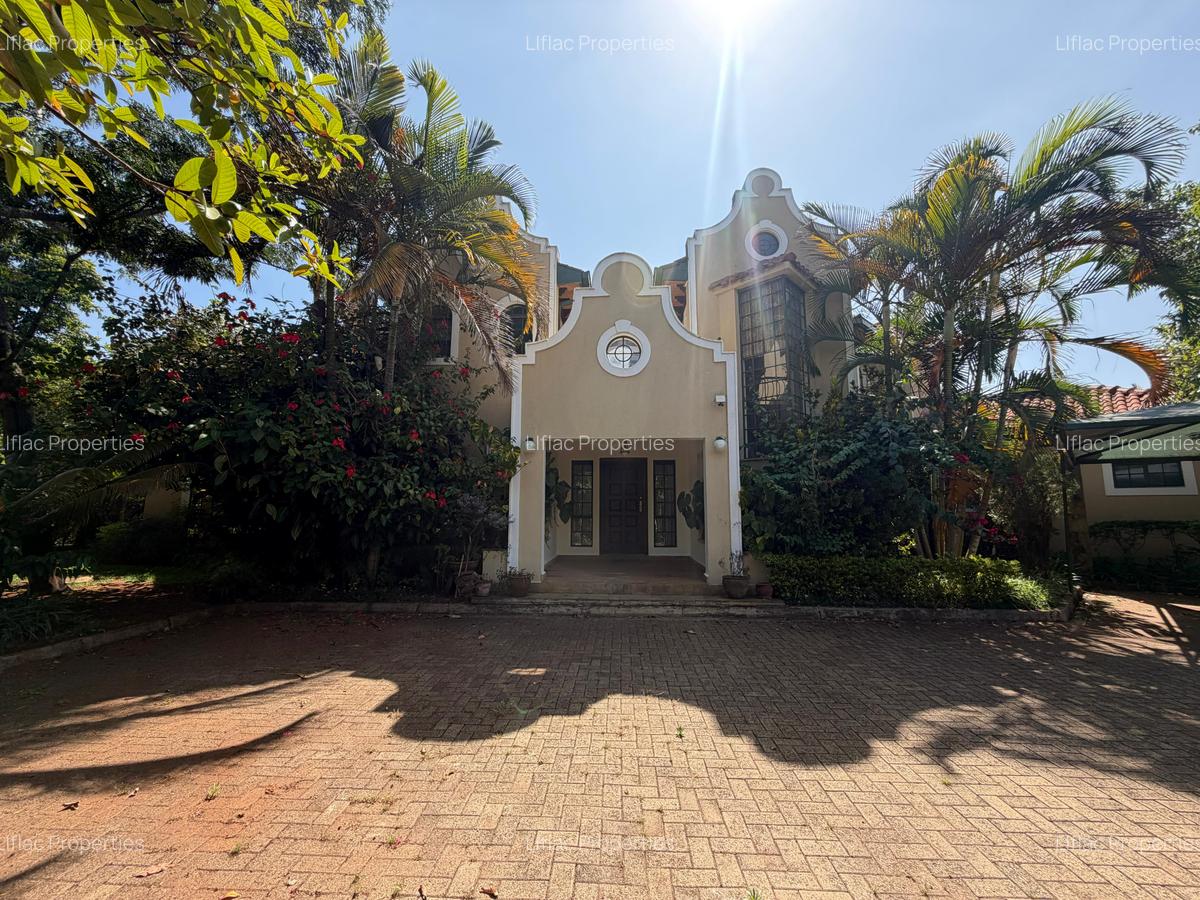 5 Bed Townhouse with En Suite in Runda - 4