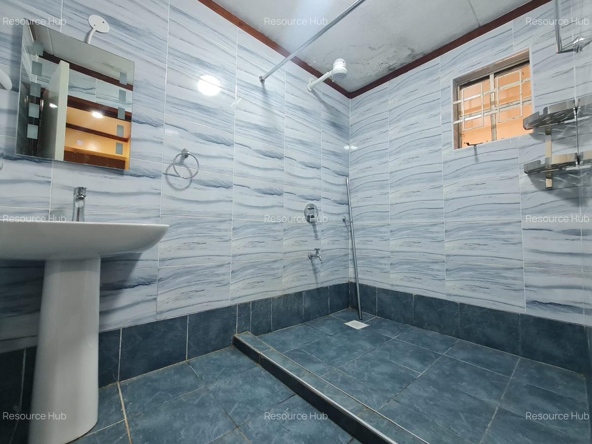 3 Bed House with En Suite at Bomas Area - 17