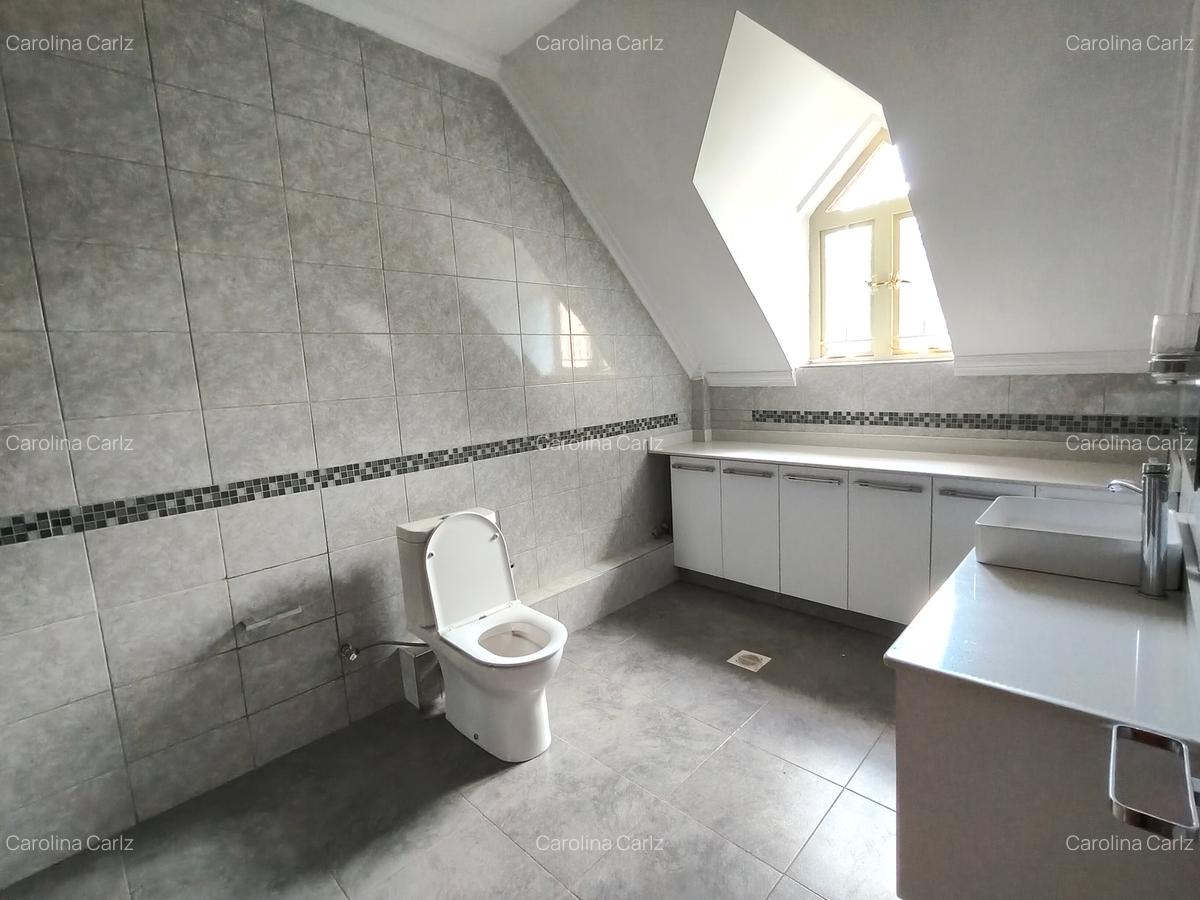 8 Bed House with En Suite at Off Redhill Link Road - 5