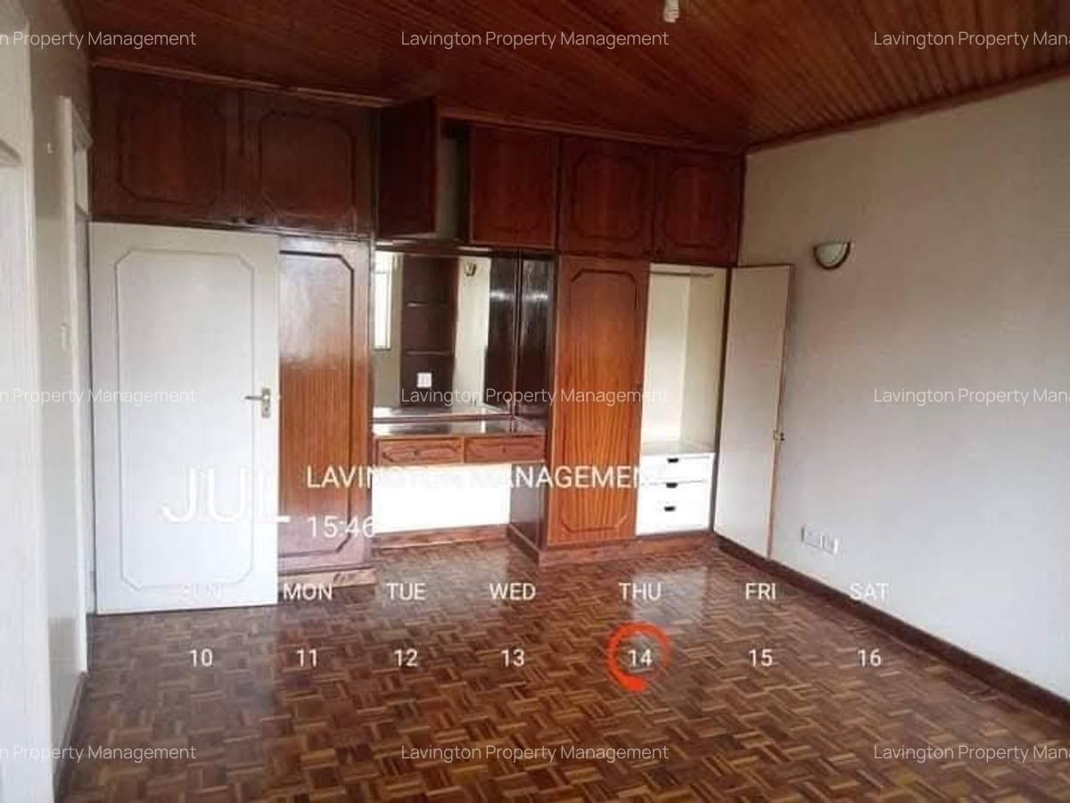 3 Bed Apartment with En Suite at Valley Arcade - 6