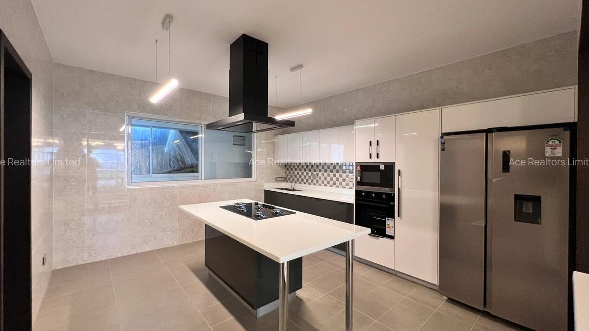 1 Bed Apartment with En Suite at Riverside Drive - 5