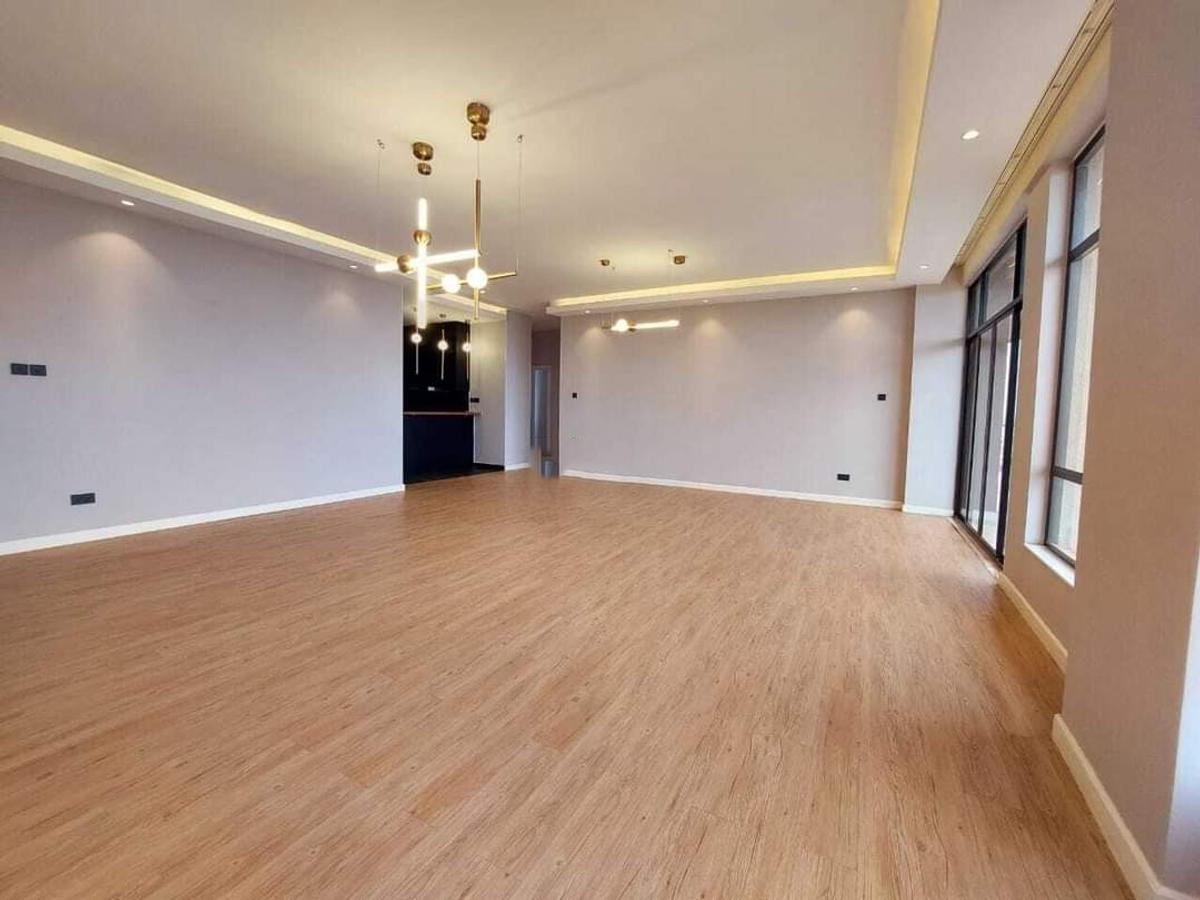 3 Bed Apartment with En Suite in Westlands Area - 11