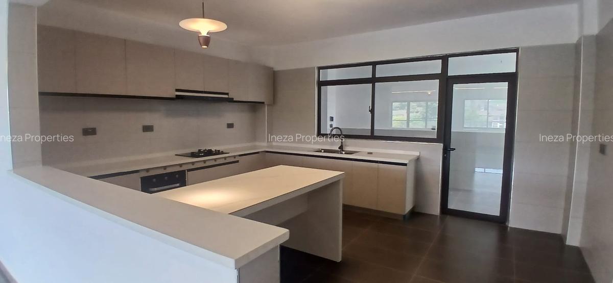 4 Bed Apartment with En Suite in Kileleshwa - 3
