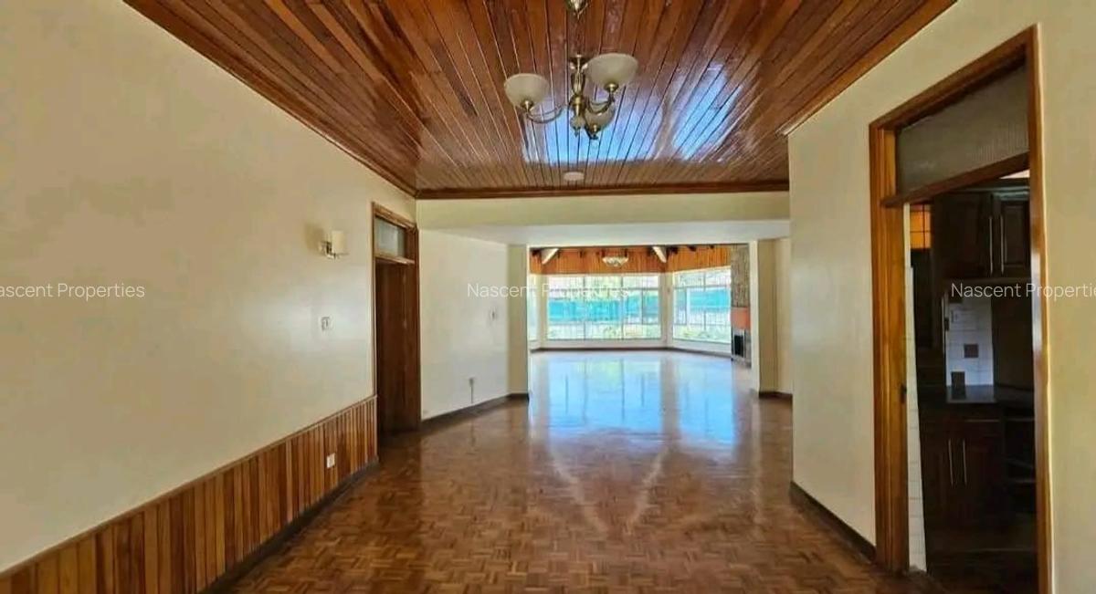 4 Bed House with En Suite at Loresho - 11