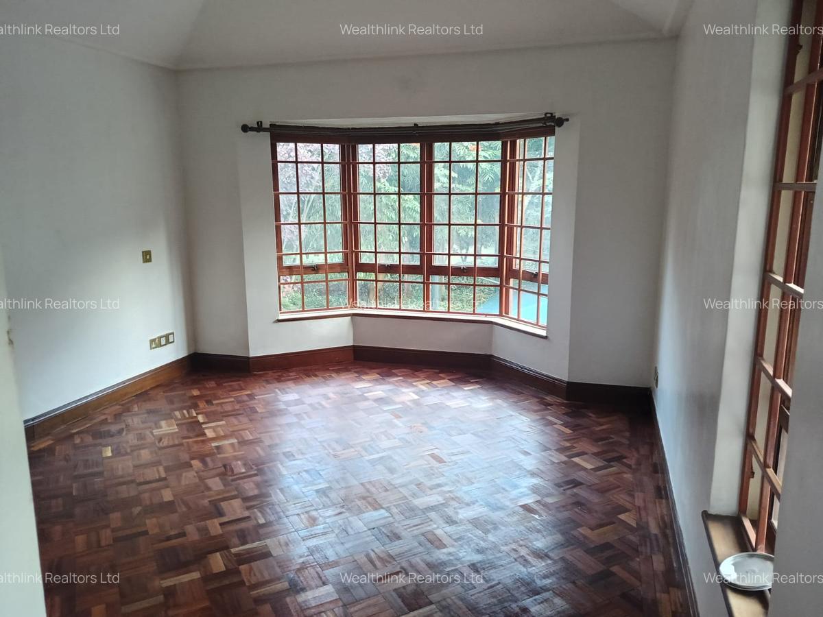 4 Bed Townhouse with En Suite at Runda - 10
