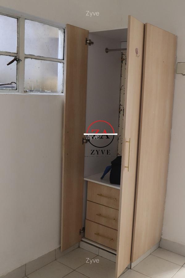 Studio Apartment with En Suite at Kilimani - 10