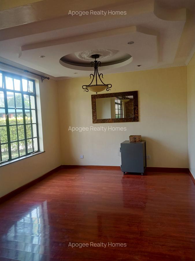 3 Bed House with En Suite at Fourways Junction Estate - 3