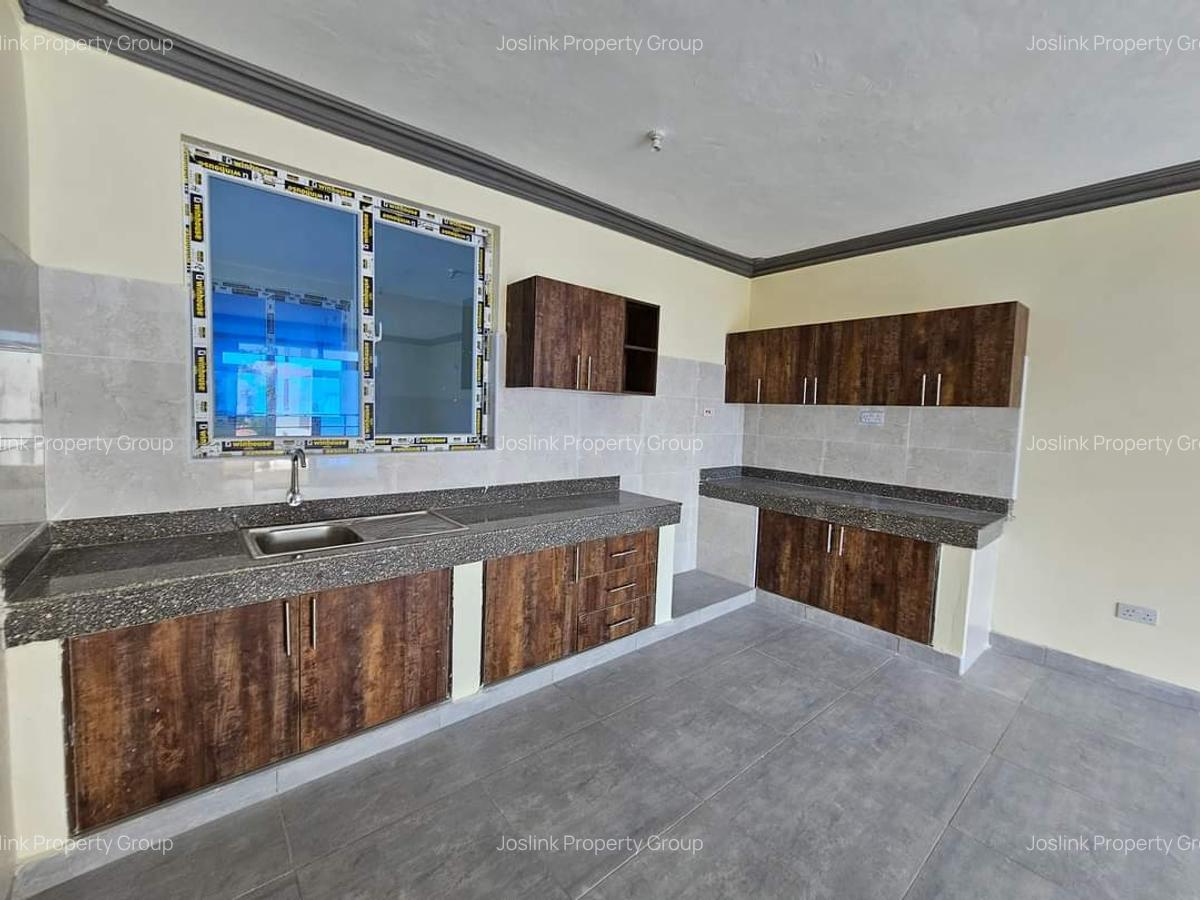 3 Bed Apartment with En Suite at Mt Kenya - 4