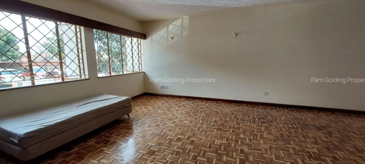 4 Bed House with En Suite in Kileleshwa - 2