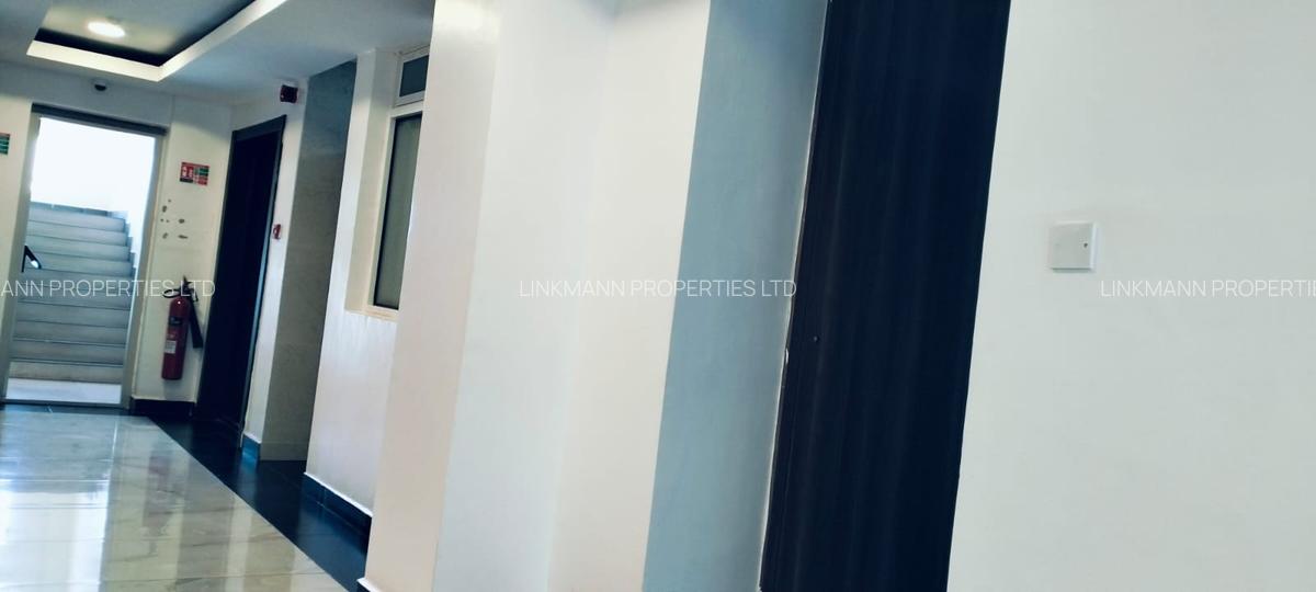 1,078 ft² Office with Service Charge Included in Westlands Area - 6