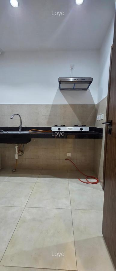 Serviced 4 Bed Apartment with En Suite in Parklands - 5