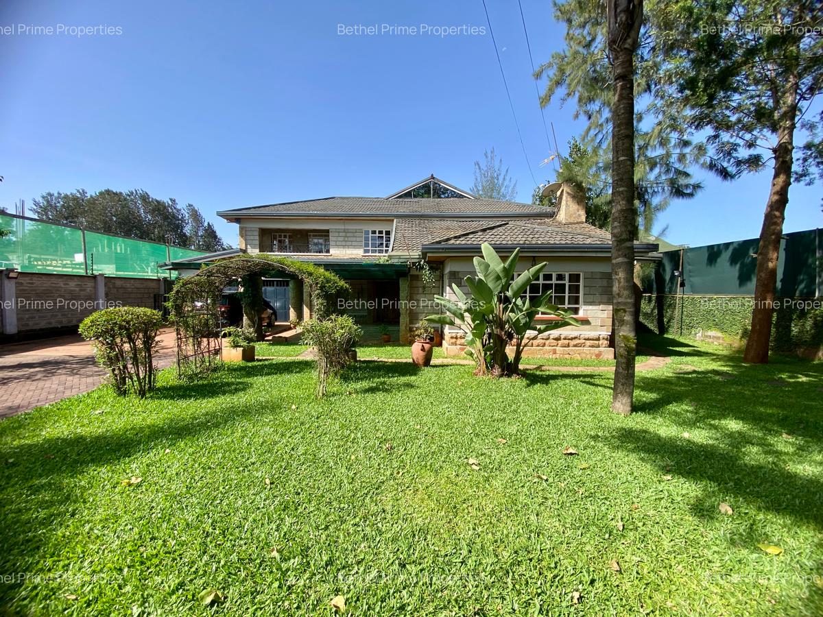 4 Bed House with En Suite in Runda - 2