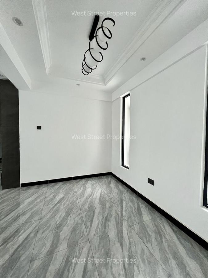 3 Bed Apartment with En Suite at Kileleshwa - 4