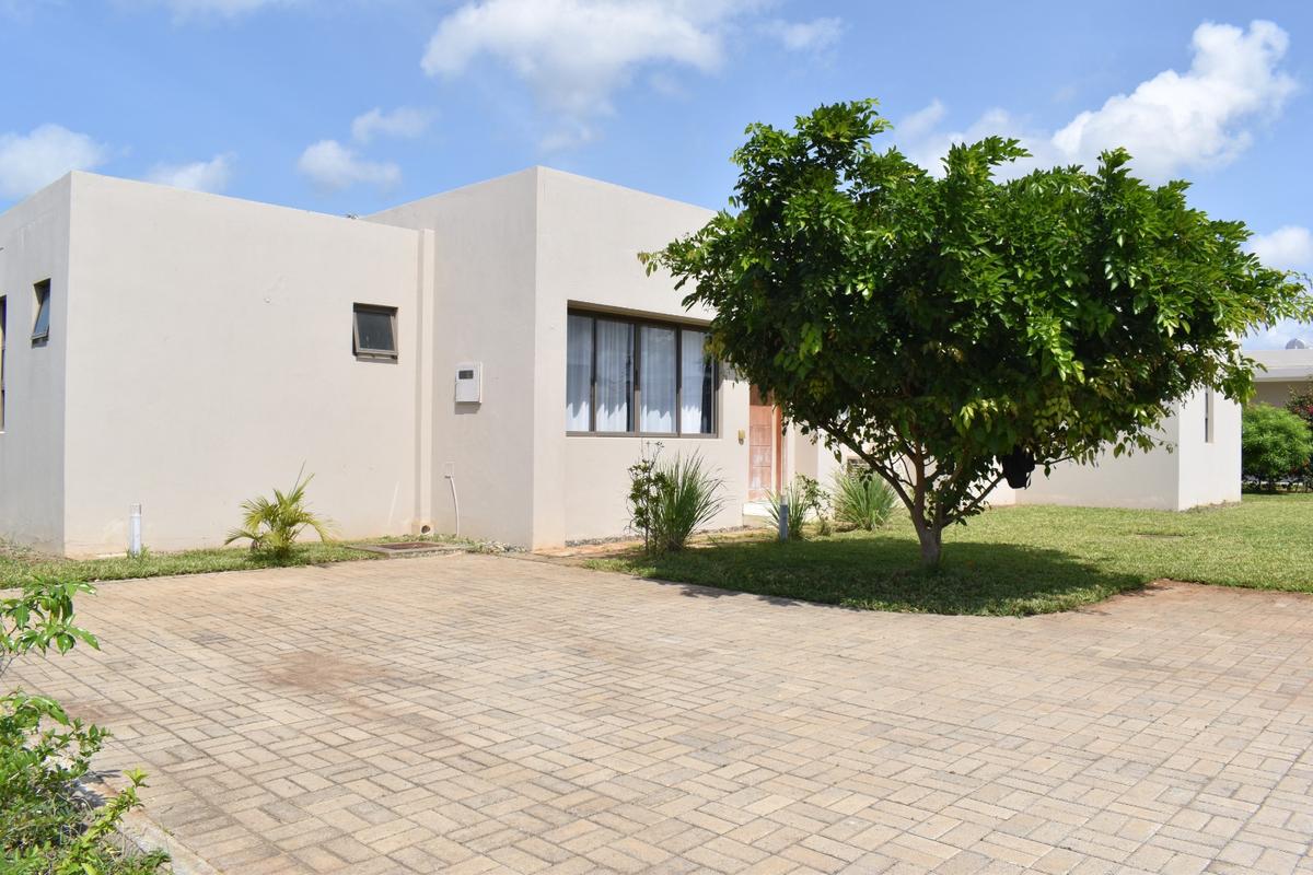 3 Bed House with En Suite in Vipingo - 1