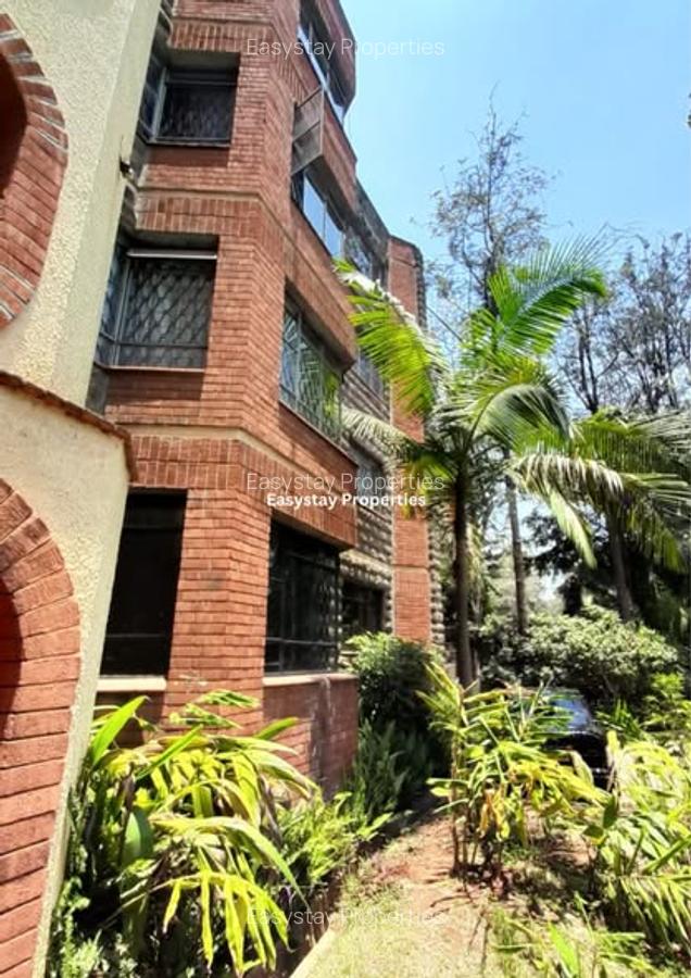 2 Bed Apartment with En Suite in Lavington - 3