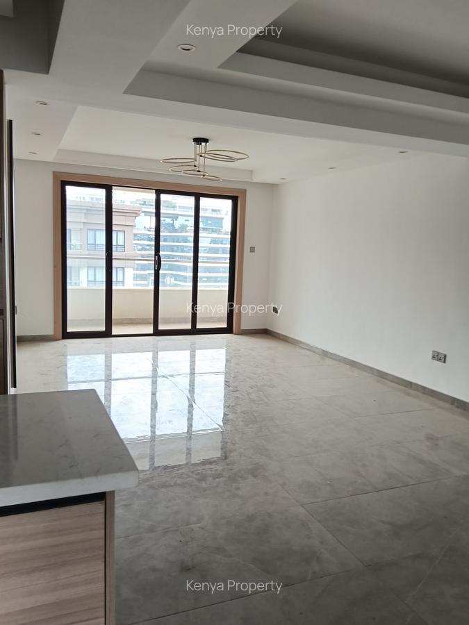 3 Bed Apartment with En Suite at Riverside Drive - 4