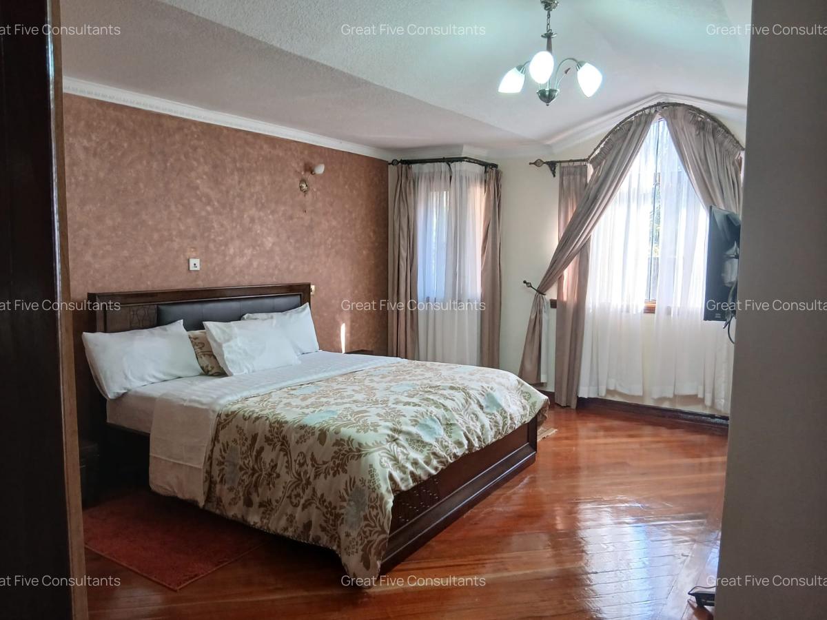 4 Bed Villa with En Suite in Runda - 14