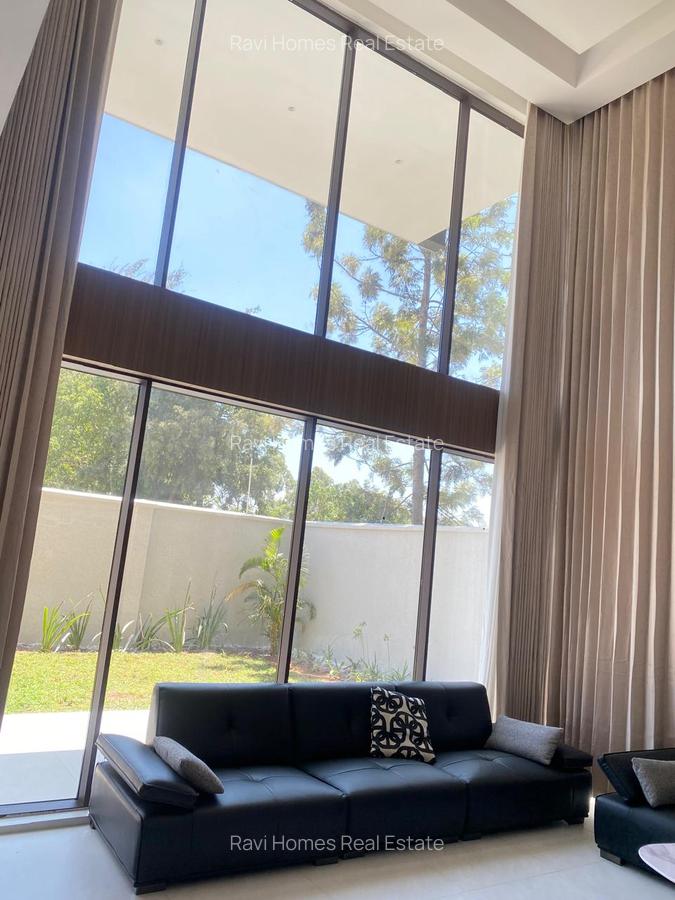 5 Bed Villa with En Suite in Lavington - 8