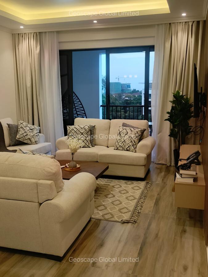 Furnished 3 Bed Apartment with En Suite in Brookside - 12