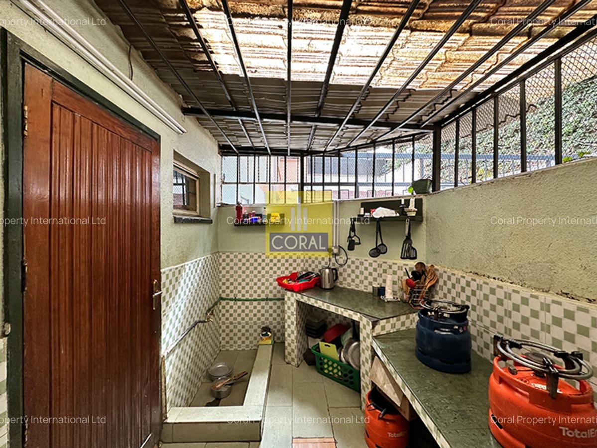 4 Bed Townhouse in Westlands Area - 6