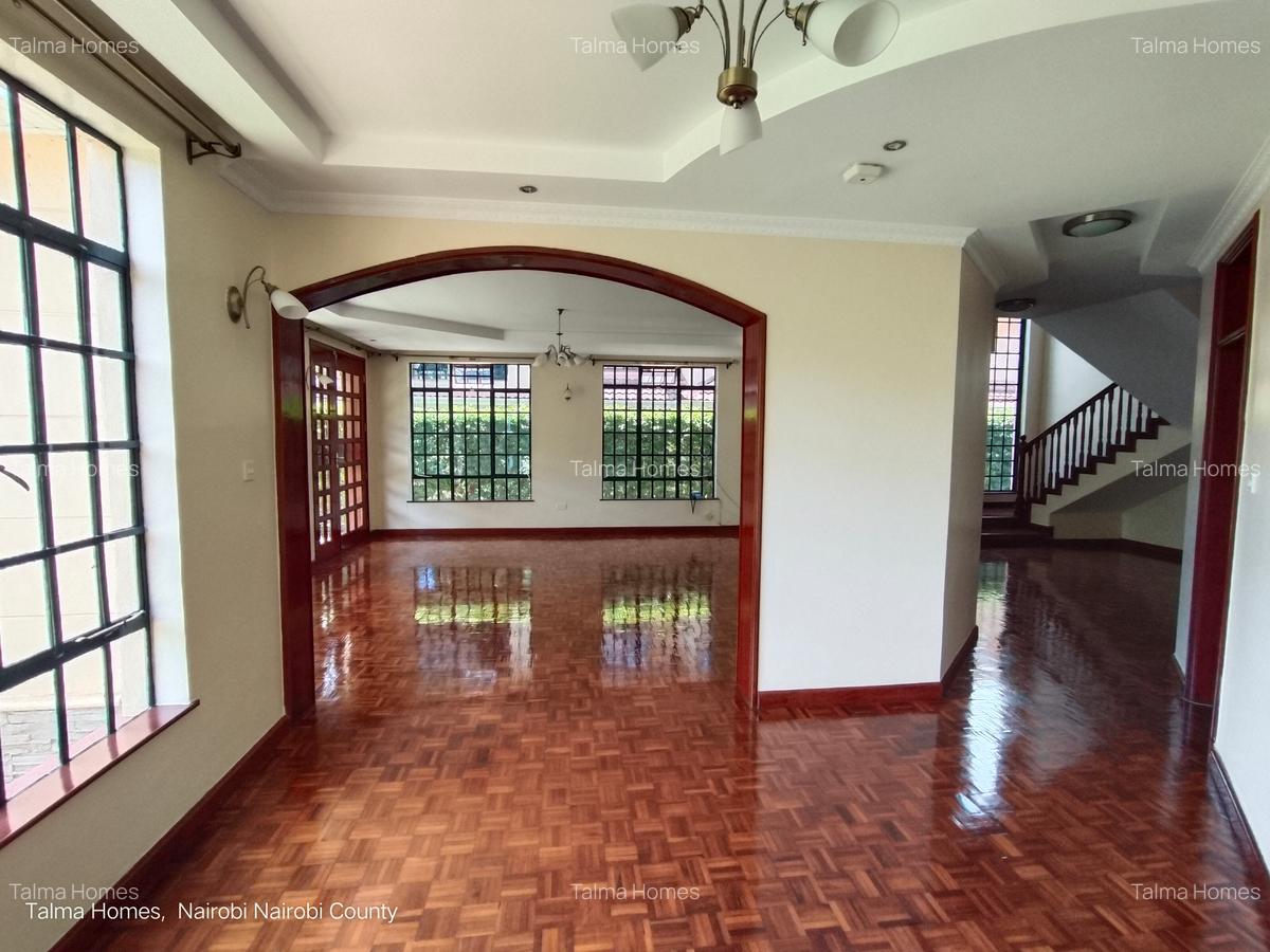 4 Bed Townhouse with En Suite at Off Convent Drive - 4