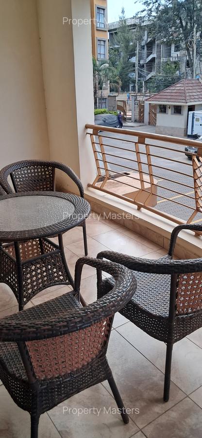 3 Bed Apartment with En Suite at Rose Avenue - 6