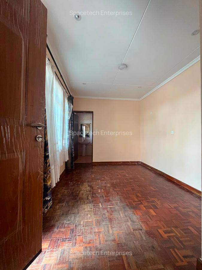 2 Bed House with En Suite in Kitisuru - 3
